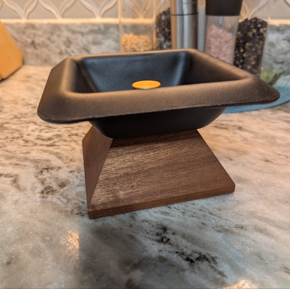 Uarepretty  Black Cast Iron And Wood Cigar/Ashtray,  New In Box